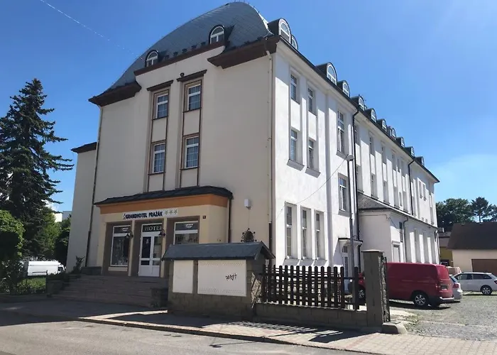 Grandhotel 酒店 Nový Bor